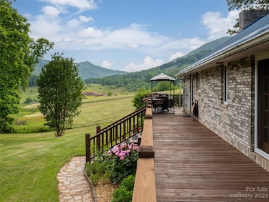 182 Old Barn Ln, Leicester, NC 28748 - photo 2