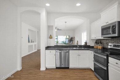 1184 E Locust Dr, Chandler, AZ 85286 - photo 7