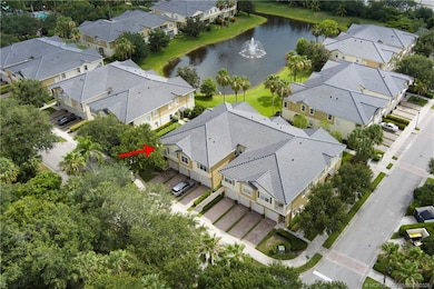 3151 SE Lexington Lakes Dr unit 202, Stuart, FL 34994 - photo 3