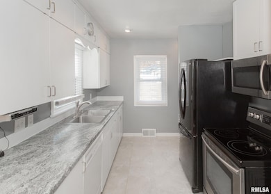 1605 34th St, Moline, IL 61265 - photo 4