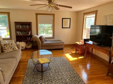 10 Furbush St, Rochester, NH 03867 - photo 4