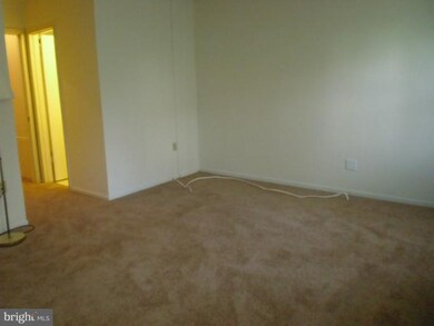 14912 Laurel Oaks Ln, Laurel, MD 20707 - photo 6