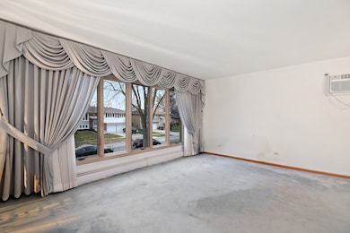 6508 Cedar Rd, Oak Forest, IL 60452 - photo 5