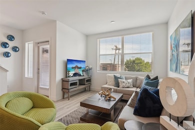 840 W Ithaca Ave unit b, Englewood, CO 80110 - photo 4