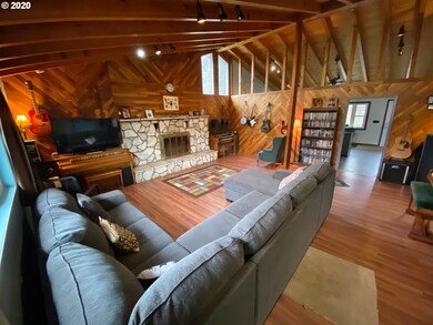 1301 Jordan St, the Dalles, OR 97058 - photo 3