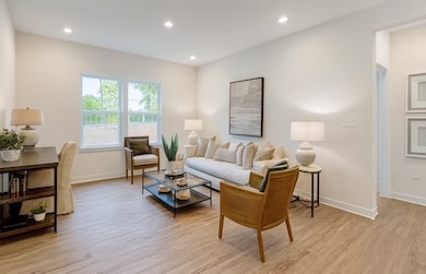 205 Lola Ct, McKees Rocks, PA 15136 - photo 4