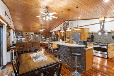 211 Trace Hollow Rd - For Sale