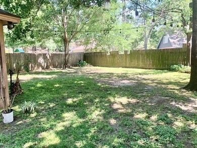 15026 Hiddenwood Dr, Houston, TX 77070 - photo 2