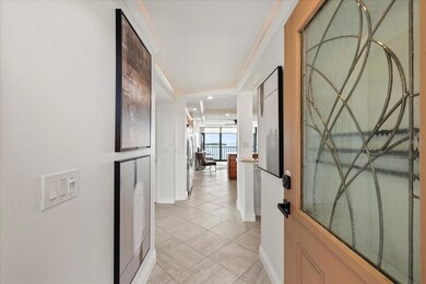 See the Gulf view as soon as you enter!