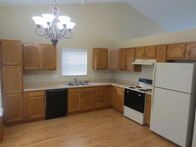 1377 Vimla Way, Xenia, OH 45385 - photo 5