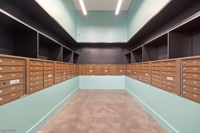 65 Mcwhorter St unit 201, Newark, NJ 07105 - photo 7