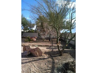 Property Photo. Front Yard