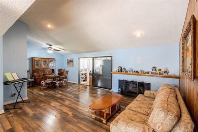 20545 Gresham St, Winnetka, CA 91306 - photo 4