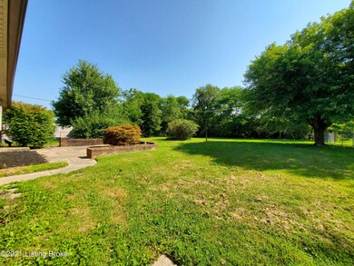 234 Azure Dr, Mount Washington, KY 40047 - photo 3