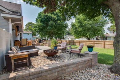 501 Griswold St, Rossville, KS 66533 - photo 5