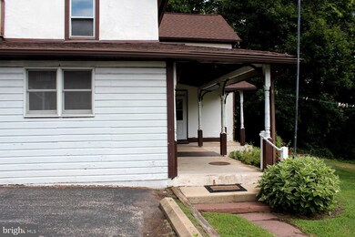 3332 W Skippack Pike, Cedars, PA 19423 - photo 5