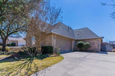 920 Crestview Dr, Bedford, TX 76021 - photo 2