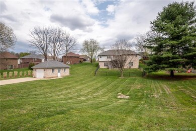 4304 Joann Ct, Floyds Knobs, IN 47119 - photo 6