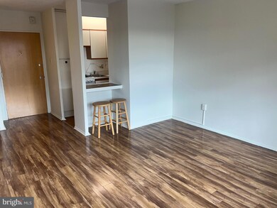 2101 17 Chestnut St unit 810, Philadelphia, PA 19103 - photo 6