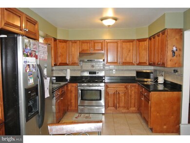 216 W 7th St, Lansdale, PA 19446 - photo 4