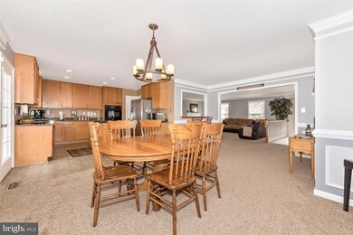 1007 Storrington Dr, Frederick, MD 21702 - photo 4