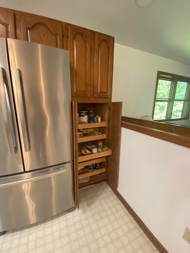 47 Lola Dr, Rutland, VT 05701 - photo 5