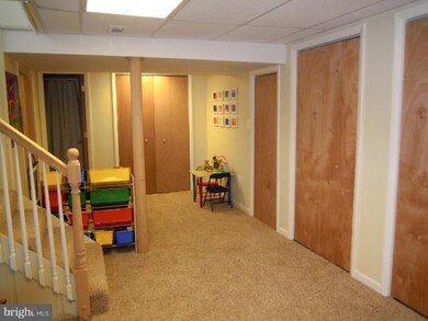 1212 Saint Andrews Way, Baltimore, MD 21239 - photo 5