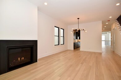 4823 N Seeley Ave, Chicago, IL 60625 - photo 7