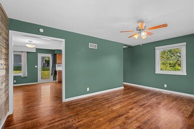 5100 England St, Shawnee, KS 66203 - photo 4