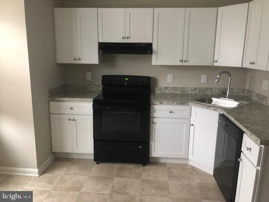 11557 Joyceton Dr unit 31-4, Upper Marlboro, MD 20774 - photo 4