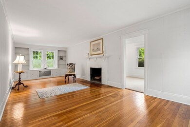 8 Warren Rd, Marblehead, MA 01945 - photo 5