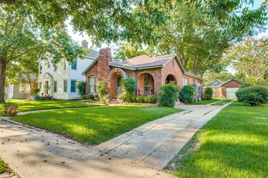 1321 W Main St, Denison, TX 75020 - photo 4