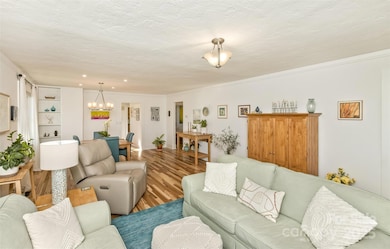 522 Calvert Rd, Brevard, NC 28712 - photo 5