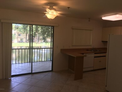 kitchen eating area