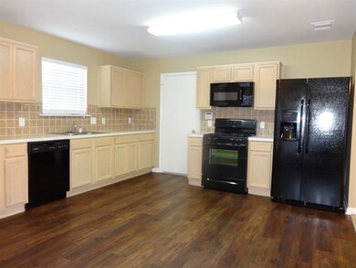 29626 S Legends Bend Ln, Spring, TX 77386 - photo 2