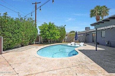 Pool Views