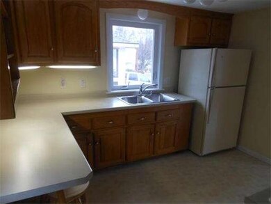 2022 Overlook Dr, Three Rivers, MA 01080 - photo 6