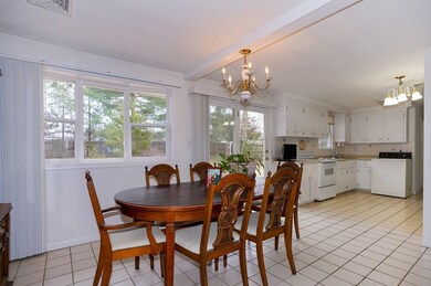 114 Fenwick St, Framingham, MA 01701 - photo 5