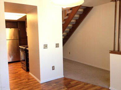 Dining area (2)