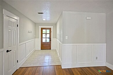 953 River Bank, New Braunfels, TX 78130 - photo 5