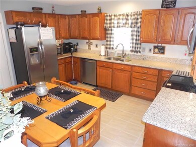 918 Hidden Creek Cir, Salisbury, NC 28147 - photo 3