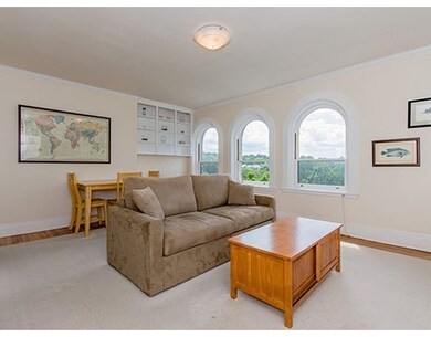 340 Tappan St unit 4, Brookline, MA 02445 - photo 5