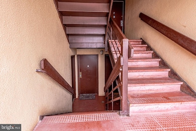 2243 Castle Rock Square unit 1B, Reston, VA 20191 - photo 4