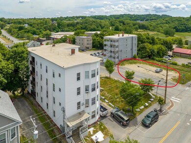 184 Bartlett Street-03