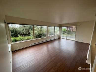 401 NE 40th St, Seattle, WA 98105 - photo 7