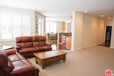 22412 Majestic Ct, Saugus, CA 91390 - photo 6