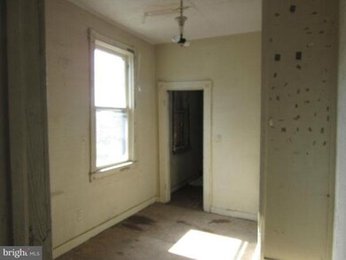 245 Zeppelin Ave, Brooklyn, MD 21225 - photo 5