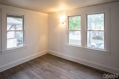 419 Chestnut St, Middlesex, NJ 08846 - photo 7