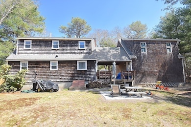 60 Algonquin St, Buzzards Bay, MA 02532 - photo 3