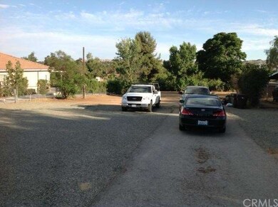 17869 Roberts Rd, Riverside, CA 92508 - photo 6